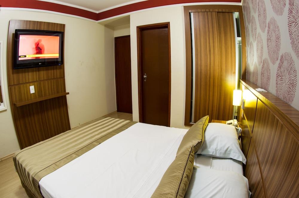 Hotel Leon Park E Convencoes - Custo Beneficio
